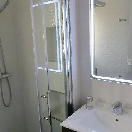 Piso Nuevo Frente Al Mar, Apartamento *